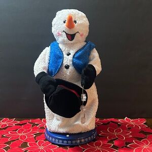 Spinning Snowflake Snowman